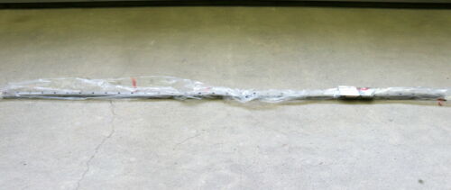 THK Rollenschienenführung 2700mm HSR30A2SS+2700L S.No.Y8H31 mit 2 Führungswagen