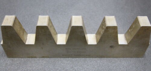 ROLLET PARIS Hobelkamm rack cutter MAAG-Wälzhobelmaschinen m= 18 Angle 29° Z= 5