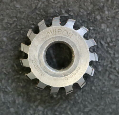 MIKRON Wälzfräser No. 31938 - Ø24x8xØ8mm 1gg. Rechts 15 Spanuten