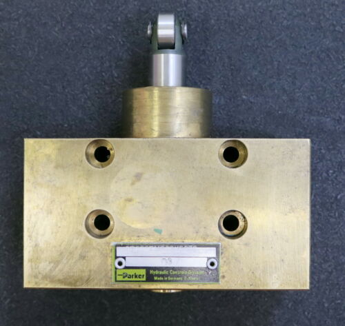PARKER Hydraulik-Wegeventil mit Rollenstößel Typ 9D 600-5270 Best.Nr. 750128998