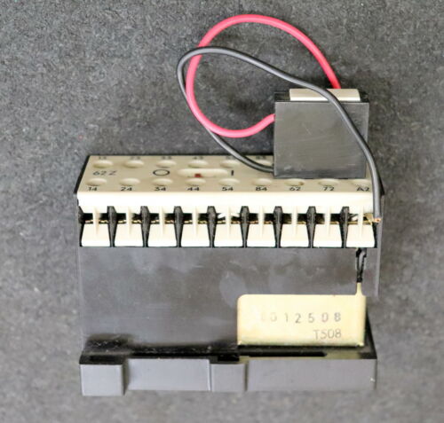 SIEMENS Hilfsschütz 3TJ1002-0BB4 6S + 2Ö Uc=24VDC 2W mit Entstördiode LG-S01