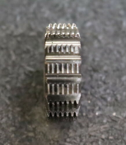 MIKRON Wälzfräser No. 14754 - Ø23x8xØ8mm 1gg. Rechts 15 Spanuten