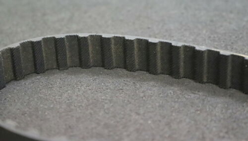 BANDO SYNCHRONOUS Zahnriemen Timing belt 560H Länge 1422,4mm Breite 19,05mm
