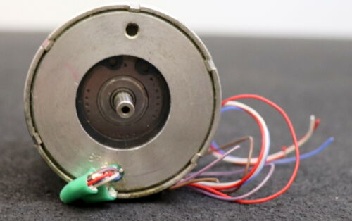 MEZ NACHOD Tachogenerator ZSE EF4LD149 Ub=5V Uv=5V I=10mA 2,5kHz gebraucht