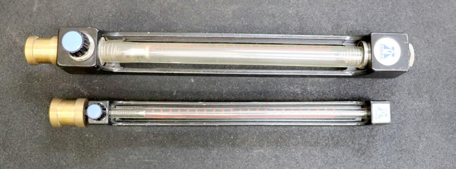 TURBO Labor-Durchflussmesser im Messkoffer mit Messzylindern + Schwebekörper