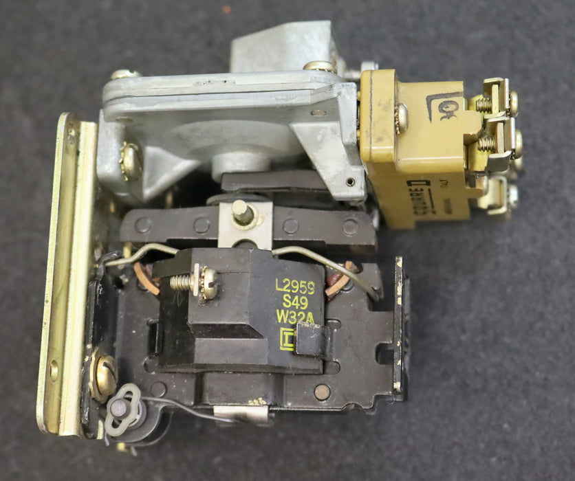 SQUARE D COMPANY Zeit-Relais Type A0-10E A MK Class 9050 110V 50Hz 120V 60Hz