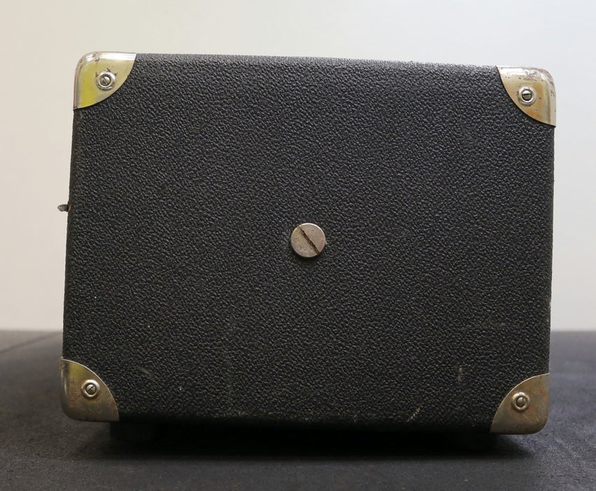 SUPREM Equalizer STRINGS 200 Anschluss 220V gebraucht 1 Gummifuss fehlt