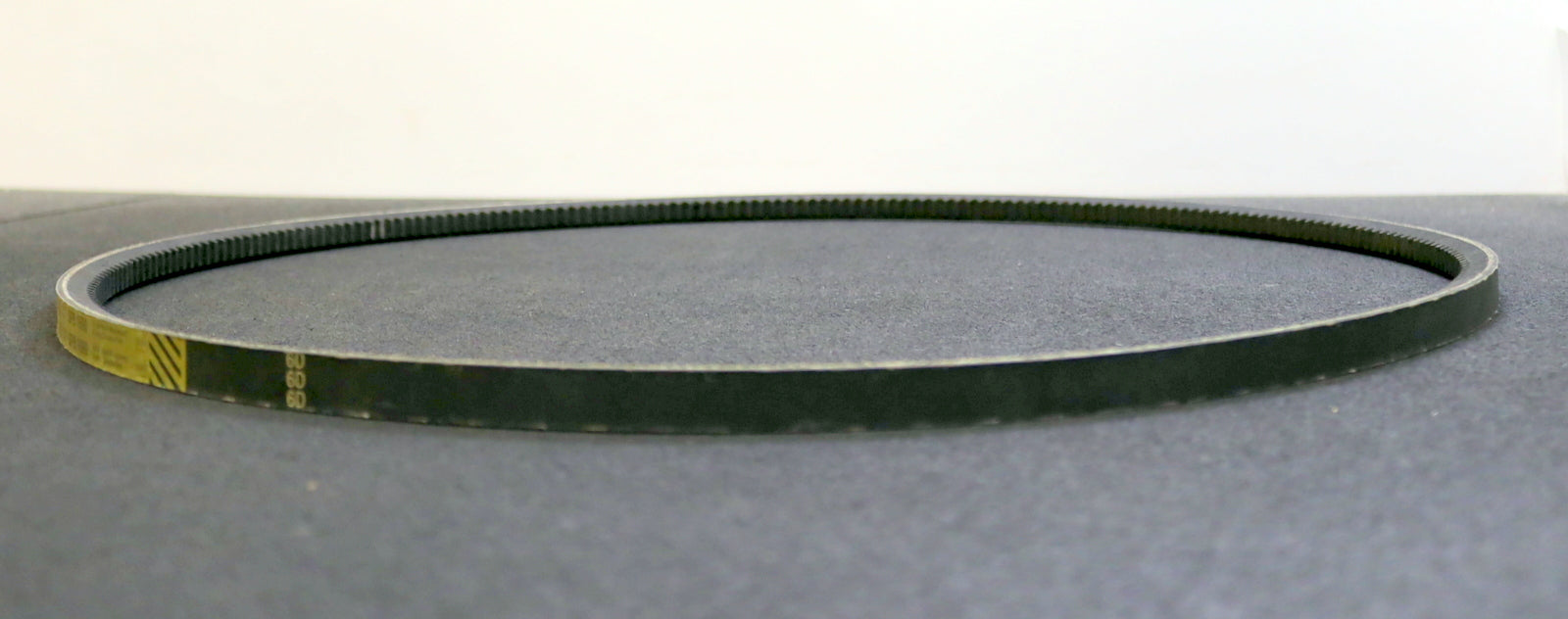 GATES Schmalkeilriemen Wedge belts SPB 1690 Wirklänge 1690mm Breite 14,5mm