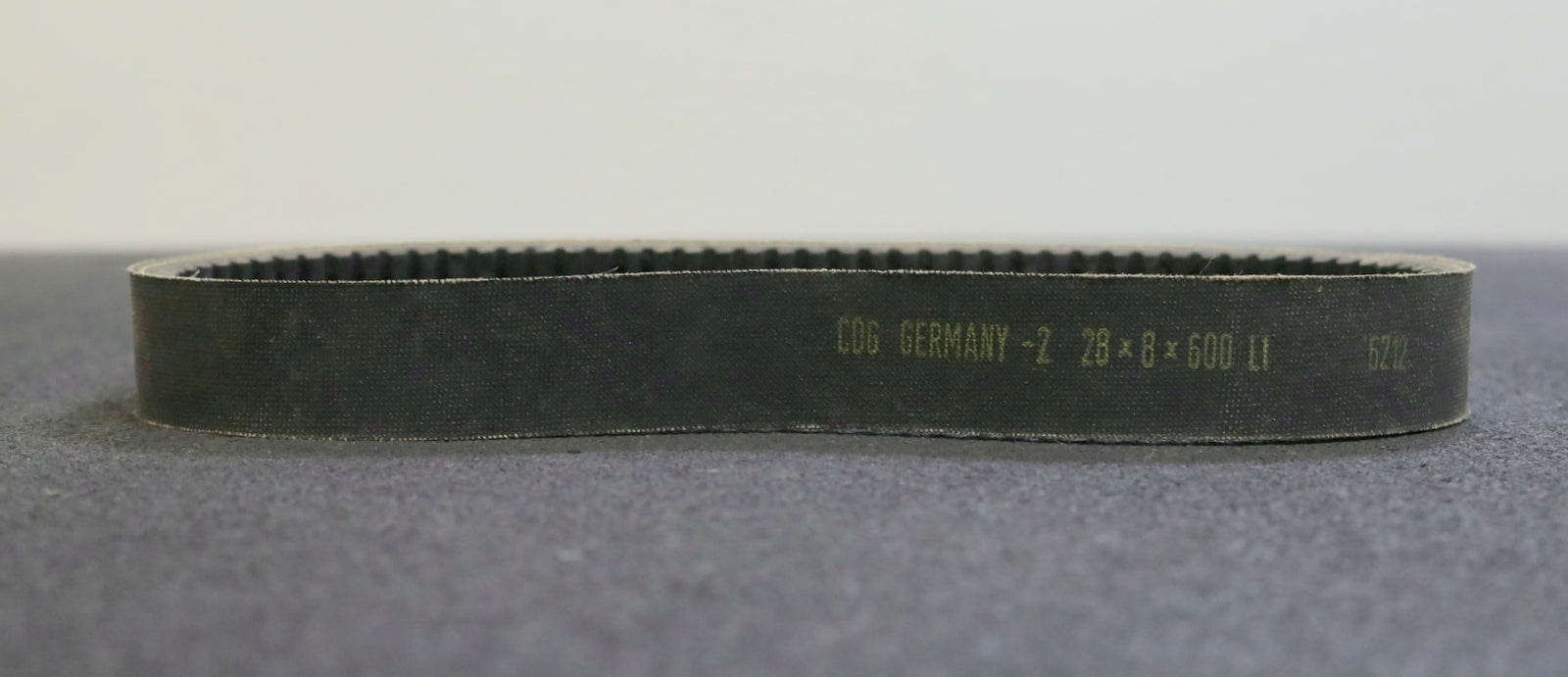 COG GERMANY Breitkeilriemen Wide V-belt 28x8x600Li Innenlänge 600mm Breite 28mm