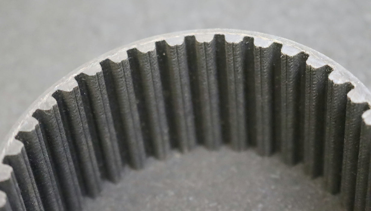 MEGADYNE Zahnriemen Timing belt 288 RPP8 Länge 288mm Breite 42mm - unbenutzt