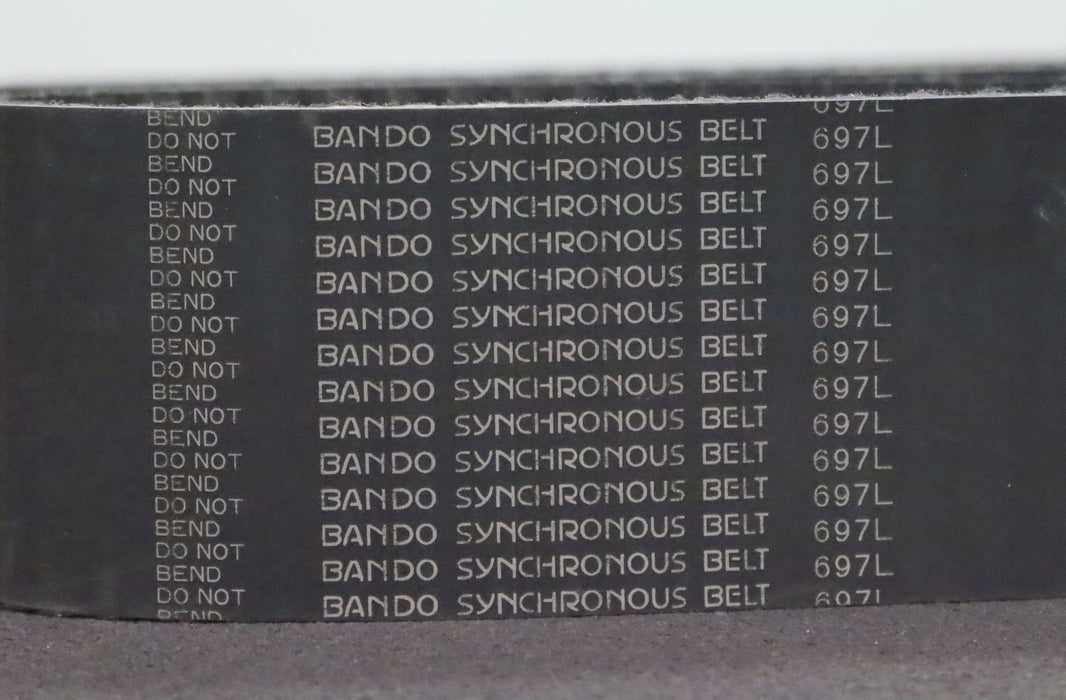 BANDO SYNCHRONOUS Zahnriemen Timing belt 697L Länge 1770,38mm Breite 67mm