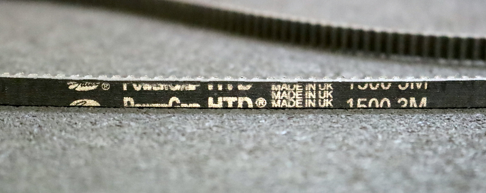 GATES POWERGRIP 4x Zahnriemen 4x Timing belt 3M Länge 1500mm Breite 6mm