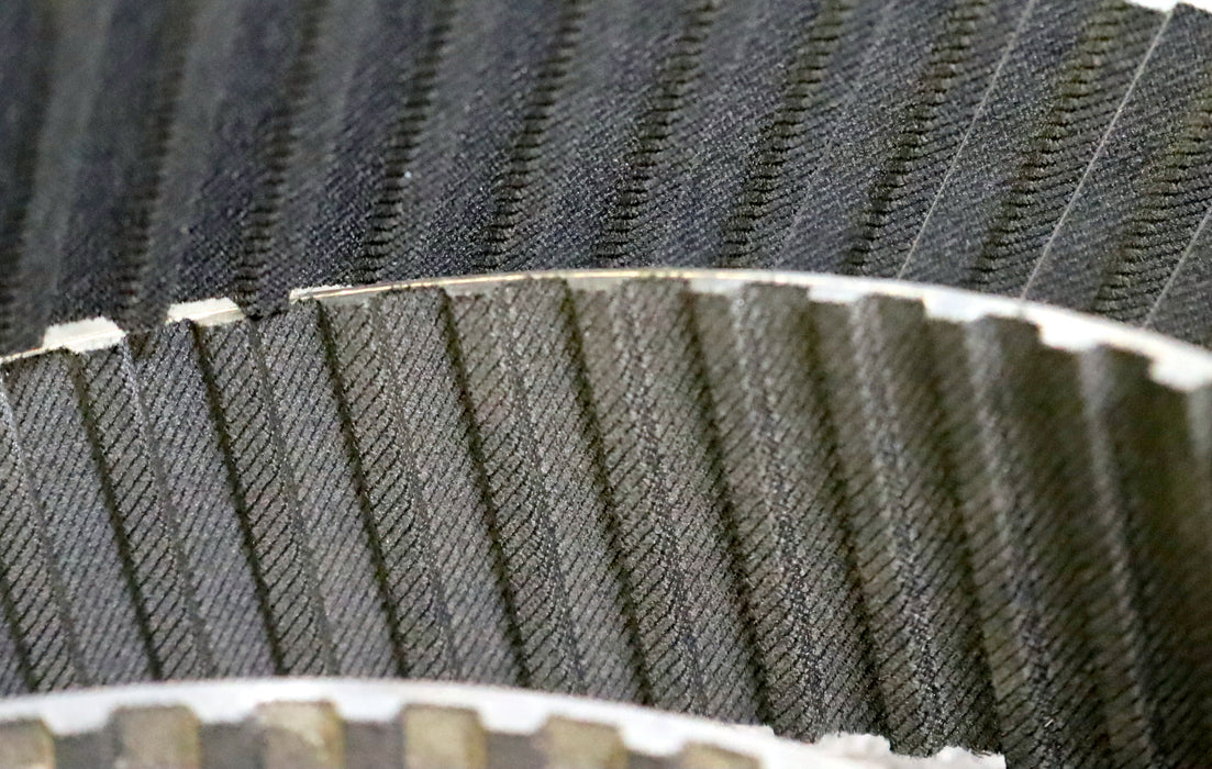 BANDO SYNCHRONOUS Zahnriemen Timing belt 660L Länge 1676,4mm Breite 38mm