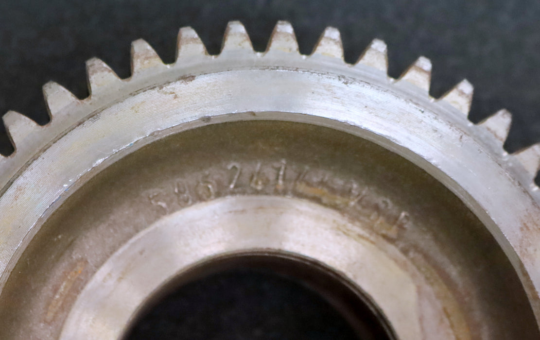 DEMAG Laufrolle mit Zahnkranz für Fahrwerk HU Typ EU Best.Nr. 595 242 Z= 47