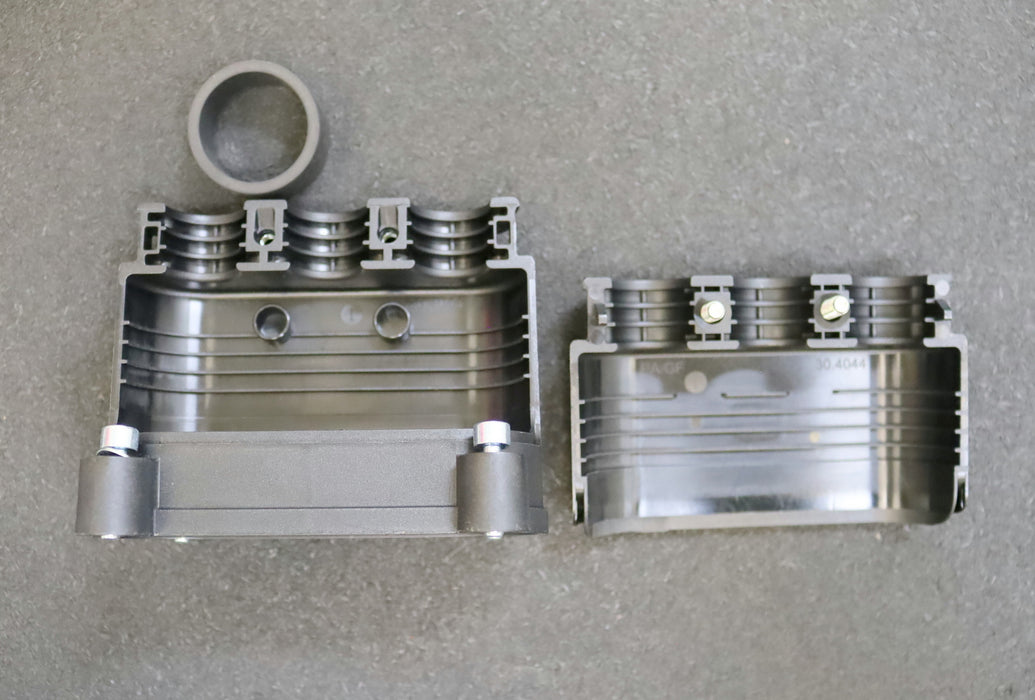 MULTI CONTACT STÄUBLI Buchsengehäuse RobiFix-B35-FZEE Art.Nr. 30.4033 unbenutzt