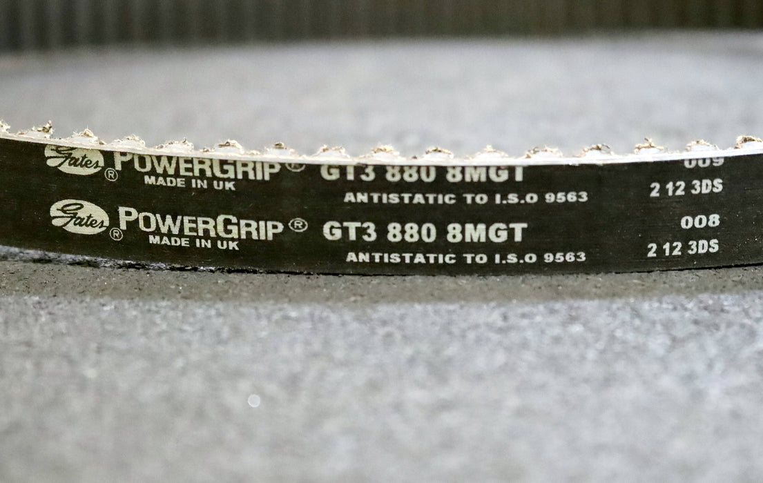 GATES POWERGRIP Zahnriemen Timing belt 8M Länge 880mm Breite 18mm - unbenutzt