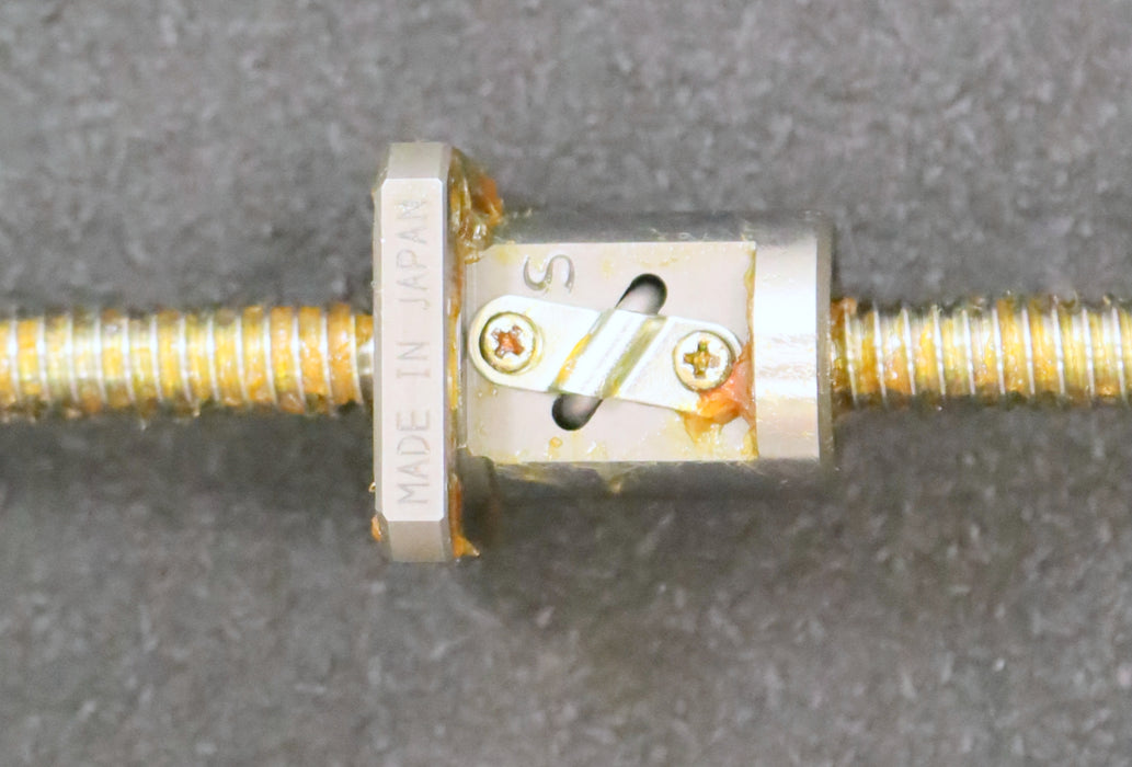 KURODA / JAPAN Kugelrollspindel mit einer Mutter Model No. GG0802DS-AANR-0215A