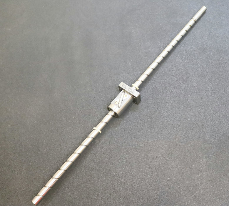 KURODA / JAPAN Kugelrollspindel mit einer Mutter No. GE1520 Spindel-Ø 15mm