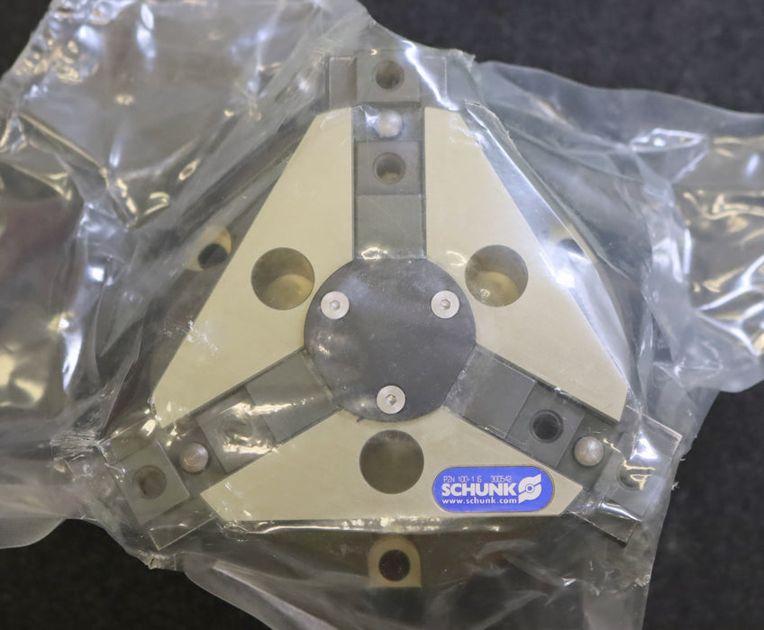 SCHUNK Zentrischgreifer Centric-Gripper PZN-100-1-IS ID 0300542 3-Backen-Greifer