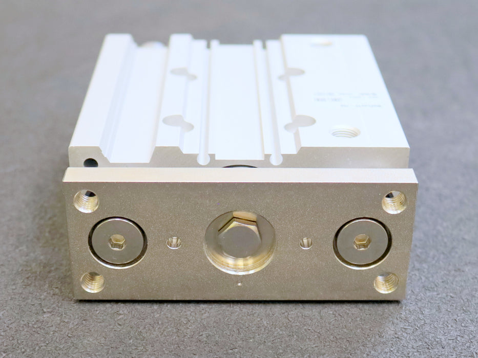 SMC Pneumatik-Führungszylinder Kompaktschlitten MGPL 32tf-fz unbenutzt