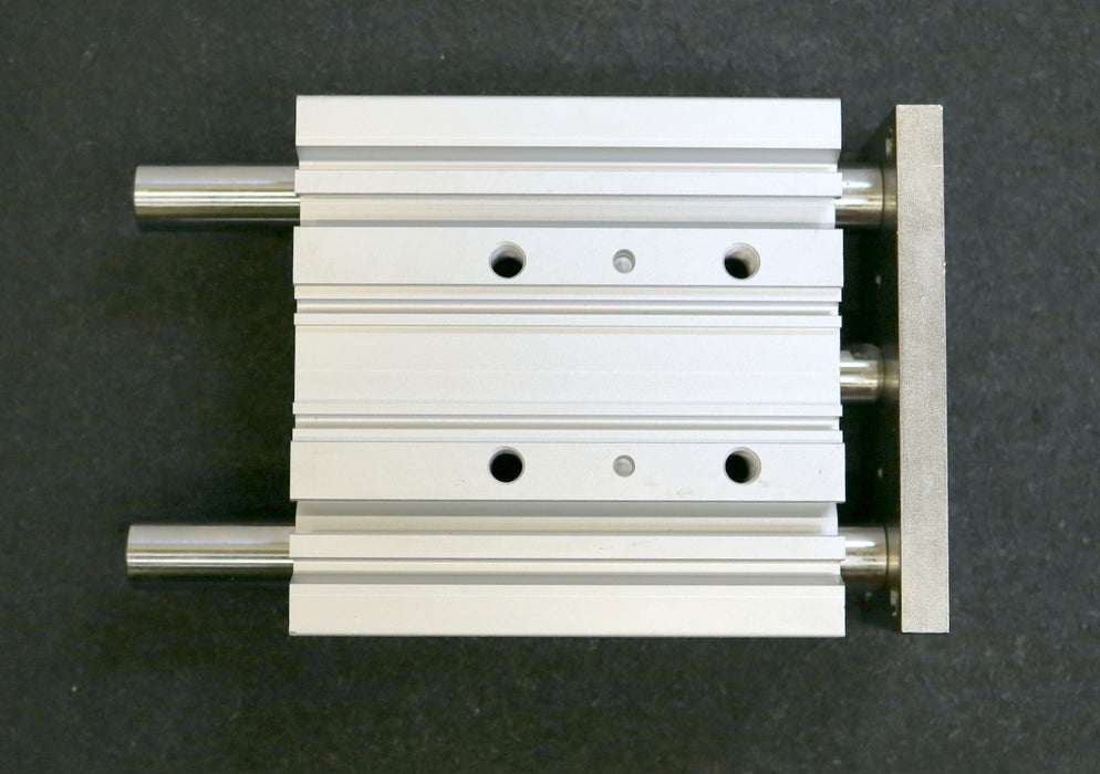 SMC Pneumatik-Führungszylinder Kompaktschlitten MGPL 32tf-fz unbenutzt