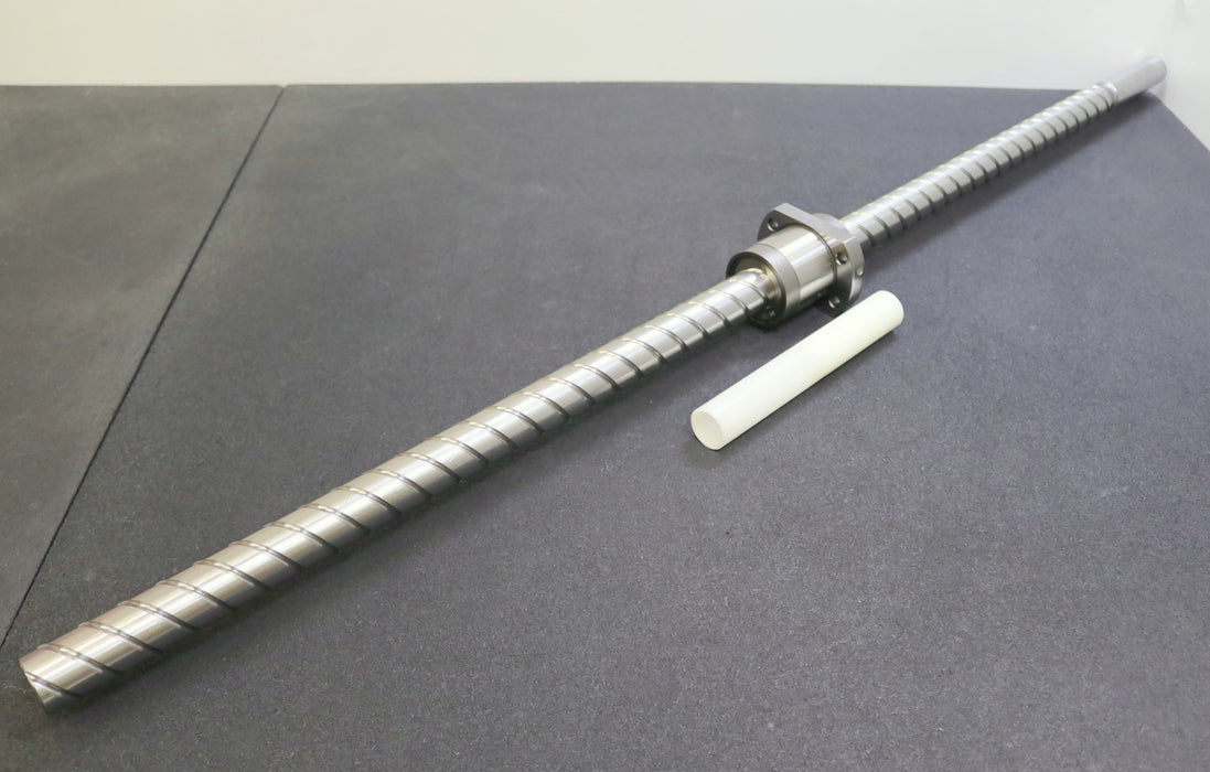 KURODA / JAPAN Kugelrollspindel mit einer Mutter No HG3264QS-HEFR-1200A 3-gängig