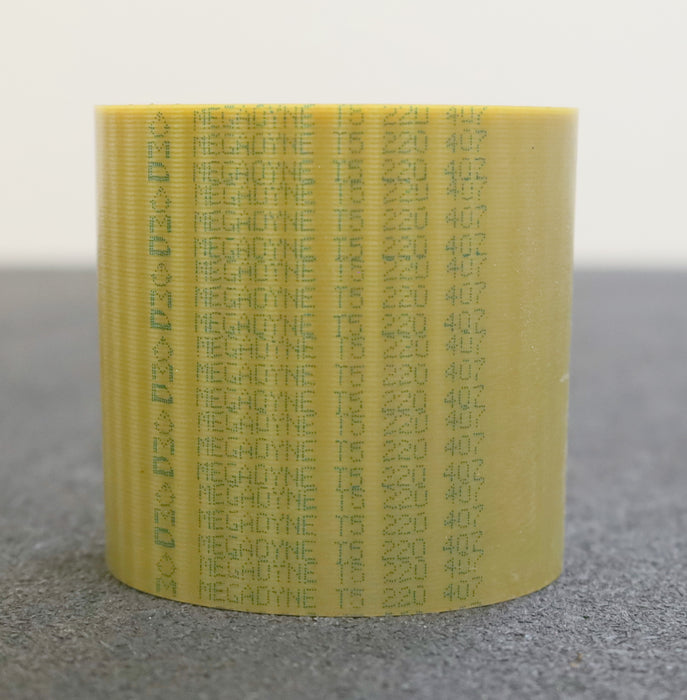 MEGADYNE Zahnriemen Timing belt T5 verschweißt L: 220mm B: 73mm unbenutzt