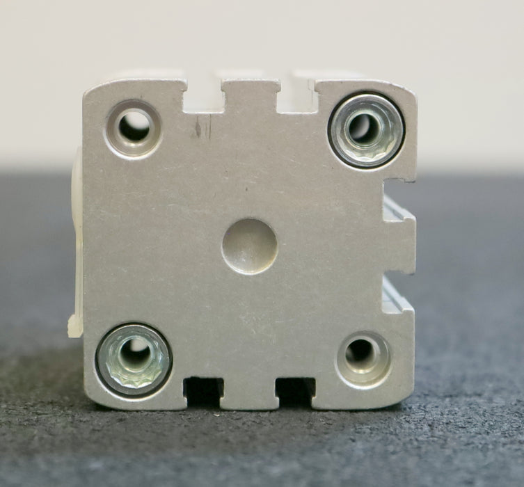 FESTO Kompaktzylinder Compact cylinder ADN-40-30-A-P-A Nr. 536294 D608 Hub 30mm