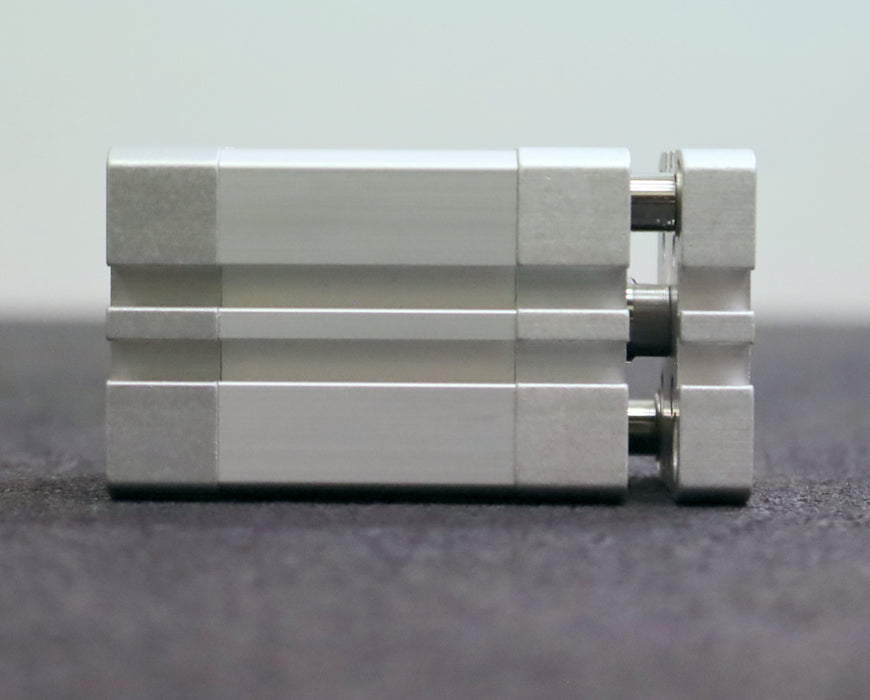 FESTO Kompaktzylinder Compact cylinder ADNGF-32-25-P-A Nr. 554242 KD08 Hub 25mm