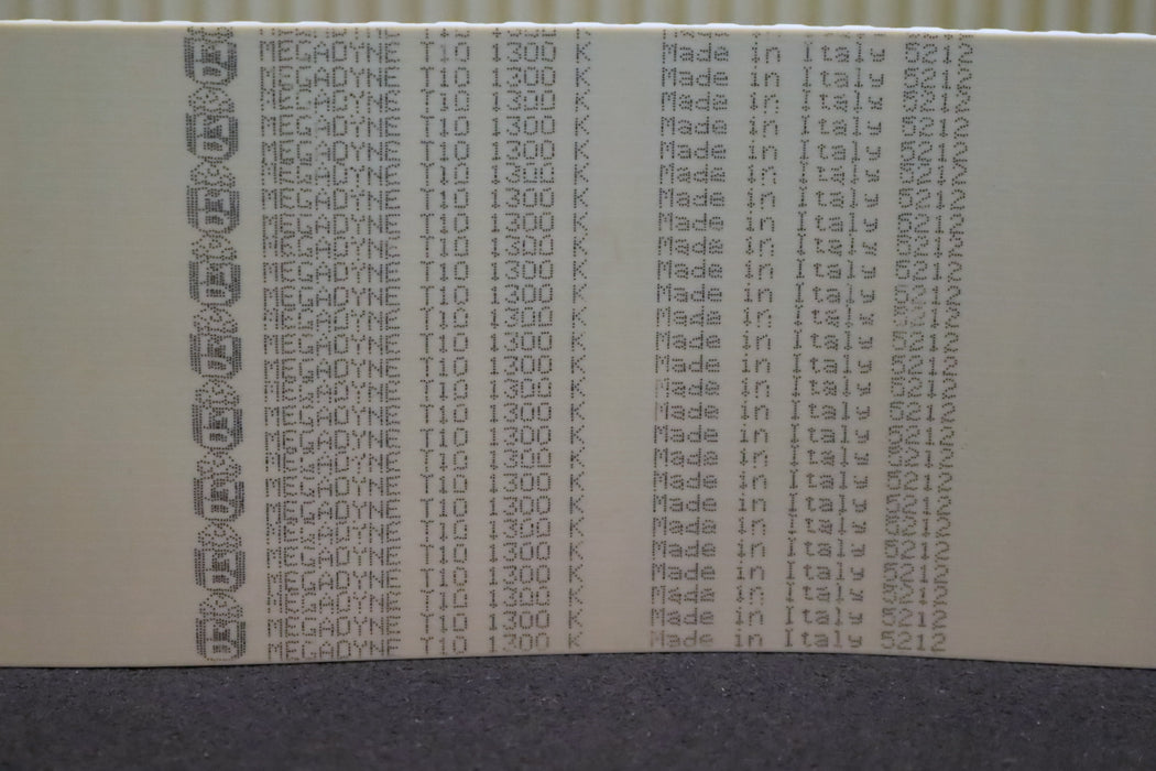 Bild des Artikels MEGADYNE-Zahnriemen-Timing-belt-T10-Länge-1300mm-Breite-96mm-unbenutzt