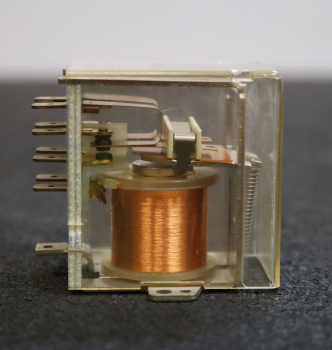 Bild des Artikels SIEMENS-Kammrelais-V23009-A0010-A052--220VDC-0,011A-unbenutzt