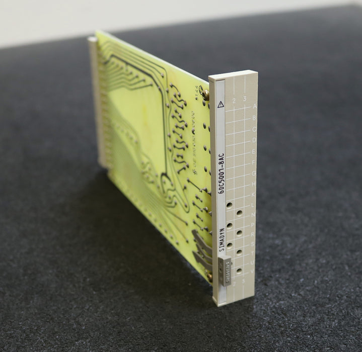 Bild des Artikels SIEMENS-SIMADYN-Beschaltungsbaugruppe-6DC5001-8AC-E:-01-unbenutzt-in-OVP