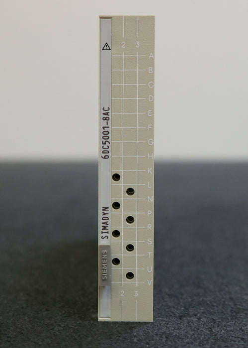 Bild des Artikels SIEMENS-SIMADYN-Beschaltungsbaugruppe-6DC5001-8AC-E:-01-unbenutzt-in-OVP