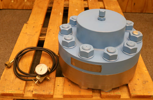 Bild des Artikels LEWA-Pulsationsdämpfer-komplett-mit-Füllarmatur-Fab.Nr.-253896-010-Inhalt-2,5l