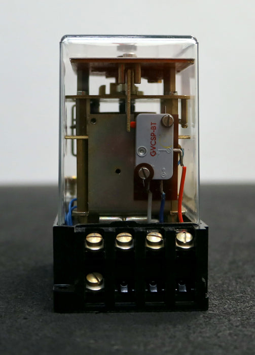 Bild des Artikels DOLD-Zeitrelais-ZR1-u-704-J-220VAC-50Hz-4A-t=0-5sec-unbenutzt-in-OVP