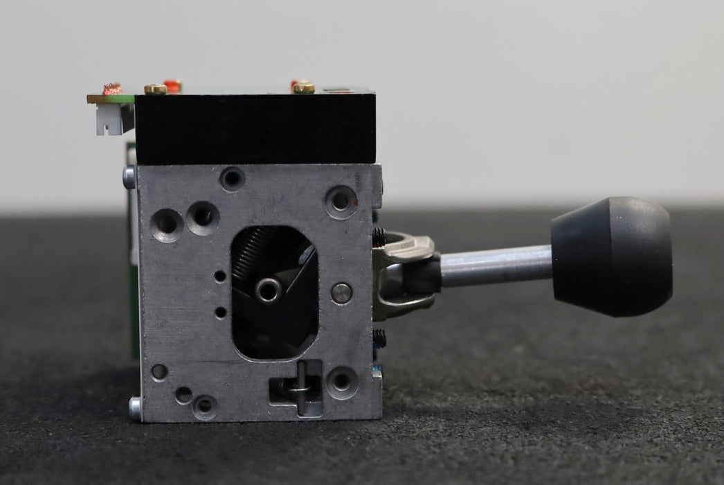 Bild des Artikels GESSMANN-Meisterschalter-Joystick-für-Kran--und-Katzfahrwerk-Ty-pV14