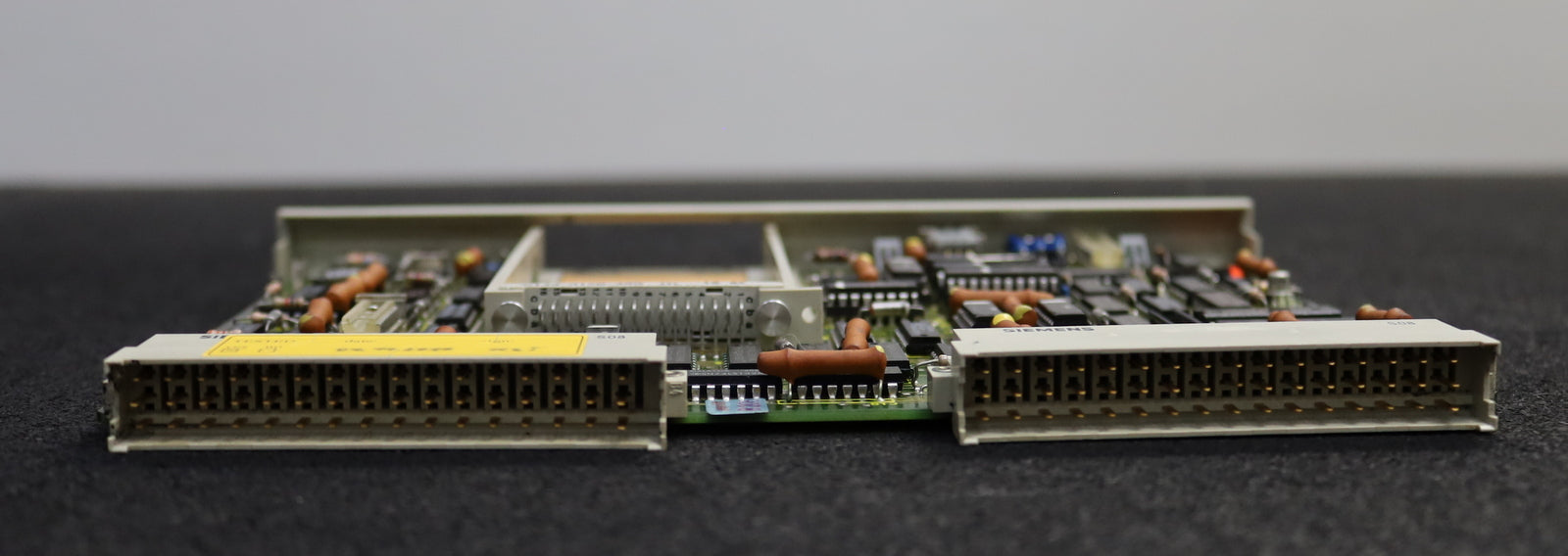 Bild des Artikels SIEMENS-SIMATIC-CPU-6ES5921-1AA21-(HX)-ohne-Einschubplatine-(EPROM)-Ausgabe-3