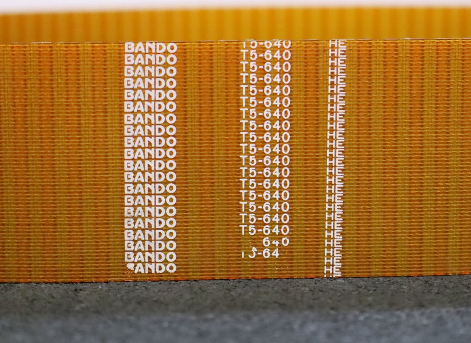 Bild des Artikels BANDO-Zahnriemen-Timing-belt-T5-Breite-45mm-Länge-640mm-unbenutzt