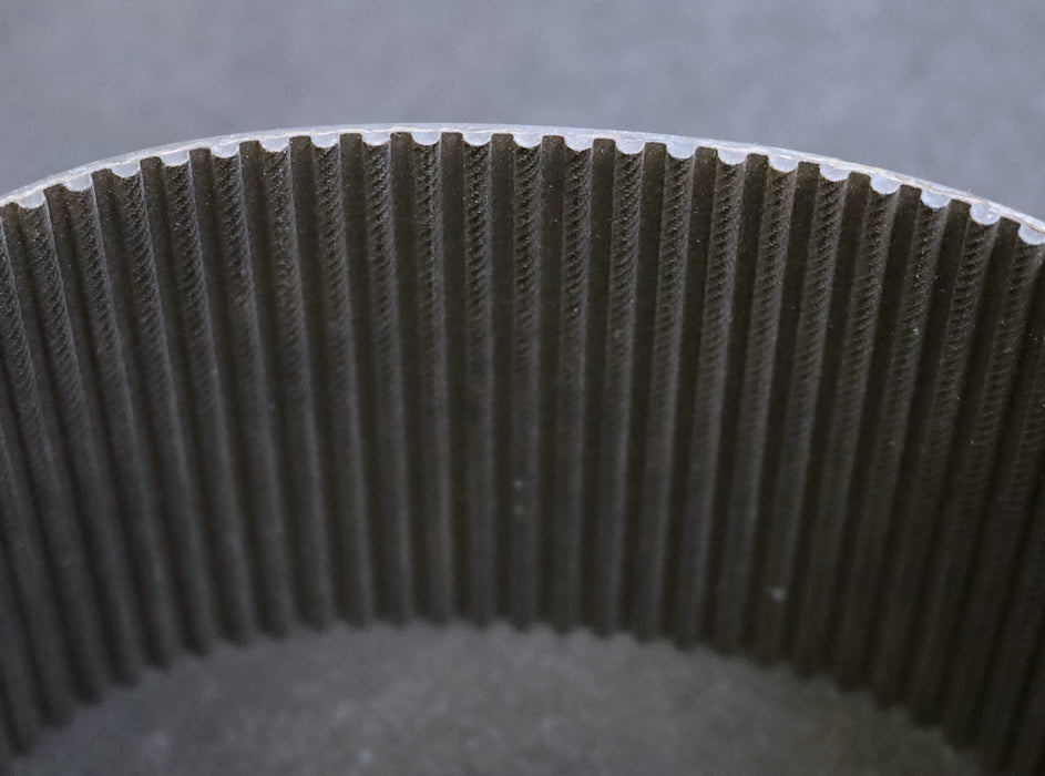 Bild des Artikels GATES-Zahnriemen-Timing-belt-5M-Breite-77mm-Länge-370mm-unbenutzt