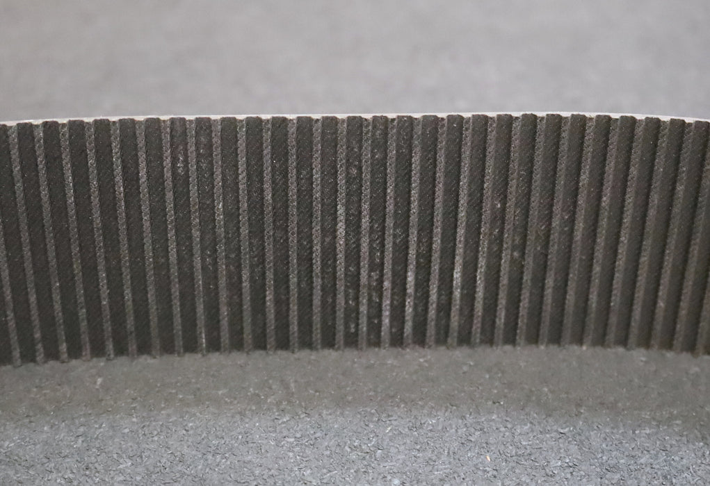 Bild des Artikels CONTITECH-Zahnriemen-Timing-belt-330XL-Breite-59mm-Länge-838,2mm-unbenutzt