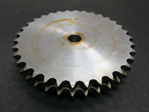 Bild des Artikels Zweifach-Kettenradscheibe-mit-einseitiger-Nabe-ZRS-Teilung-5/8"x3/8"-für-10B-2