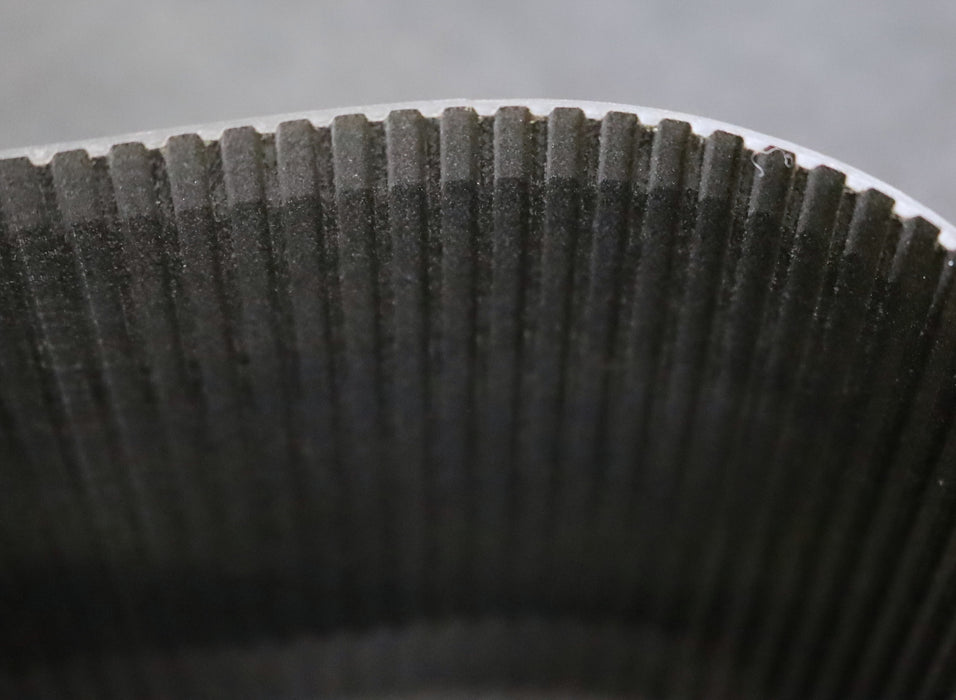 Bild des Artikels GATES-Zahnriemen-Timing-belt-210XL-Breite-118mm-Länge-533,4mm-unbenutzt