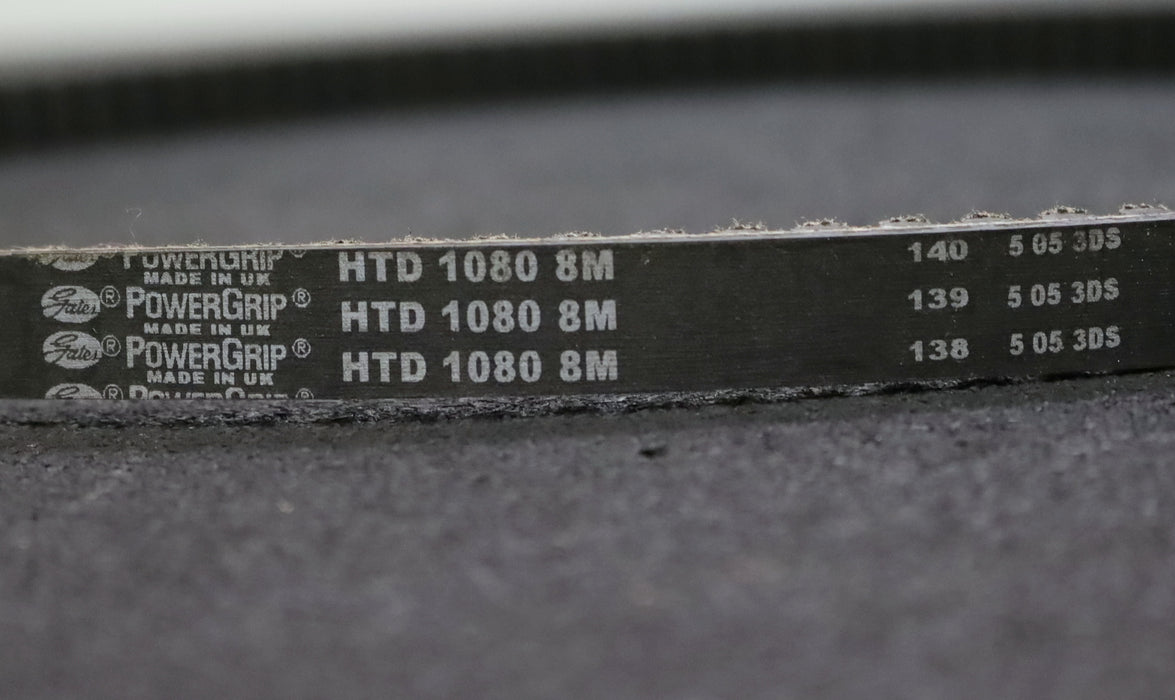 Bild des Artikels GATES-Zahnriemen-Timing-belt-8M-Breite-15mm-Länge-1080mm-unbenutzt