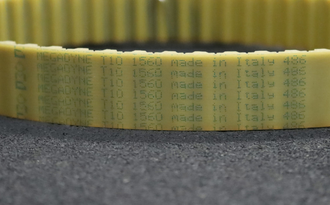 Bild des Artikels MEGADYNE-Zahnriemen-Timing-belt-T10-Breite-25mm-Länge-1560mm-unbenutzt