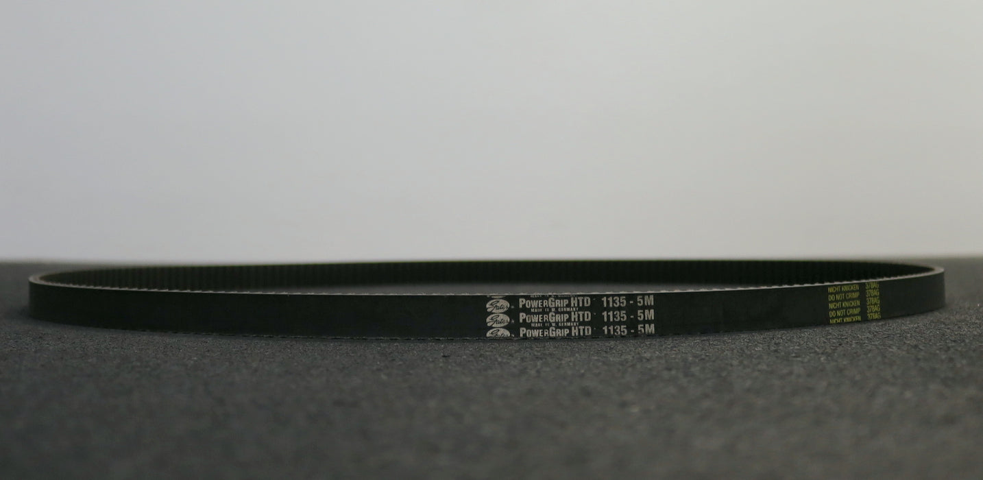 Bild des Artikels GATES-2x-Zahnriemen-2x-Timing-belt-5M-Breite-15mm-Länge-1135mm-unbenutzt