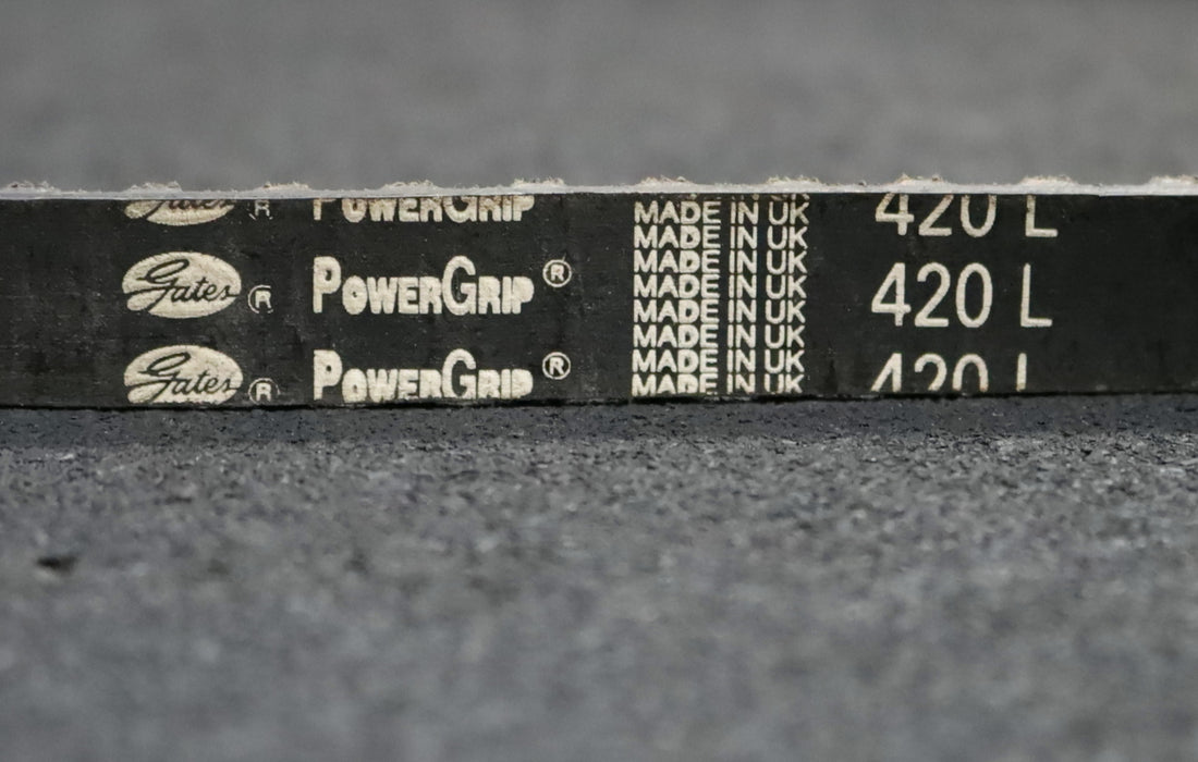 Bild des Artikels GATES-Zahnriemen-Timing-belt-420-L-Breite-16mm-Länge-1066,8mm-unbenutzt