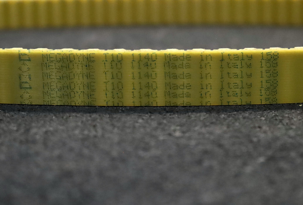 Bild des Artikels MEGADYNE-Zahnriemen-Timing-belt-T10-Breite-21mm-Länge-1140mm-unbenutzt