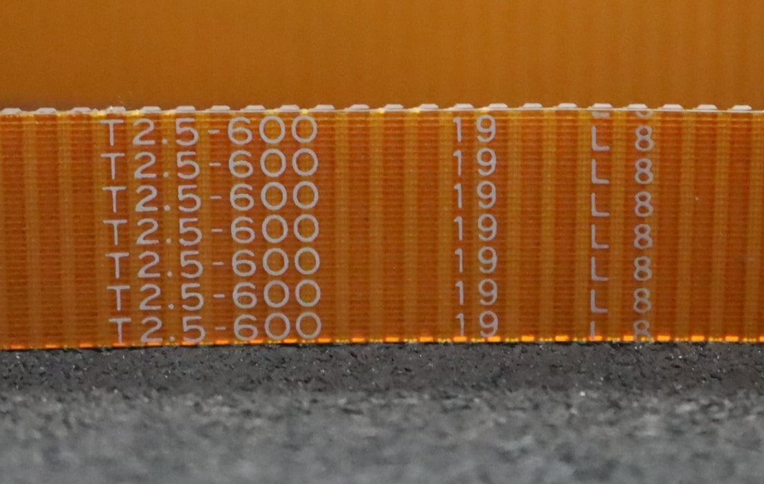 Bild des Artikels Zahnriemen-Timing-belt-T2,5-Breite-18mm-Länge-600mm-unbenutzt