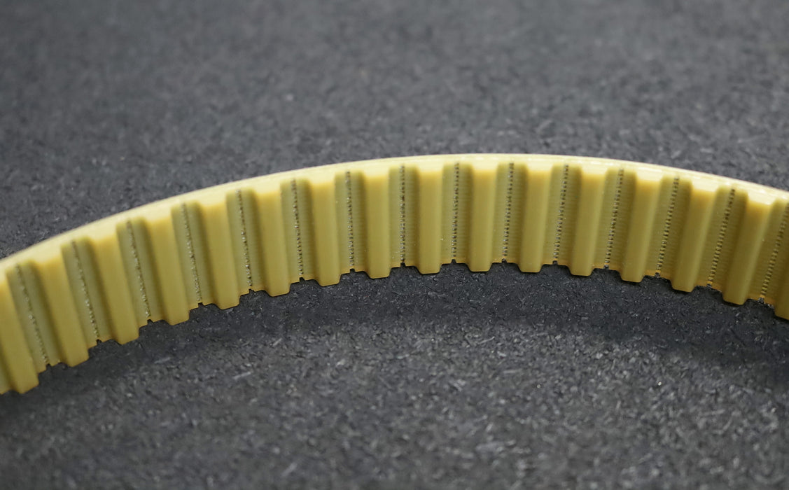Bild des Artikels MEGADYNE-Zahnriemen-Timing-belt-T10-Breite-25mm-Länge-660mm-unbenutzt