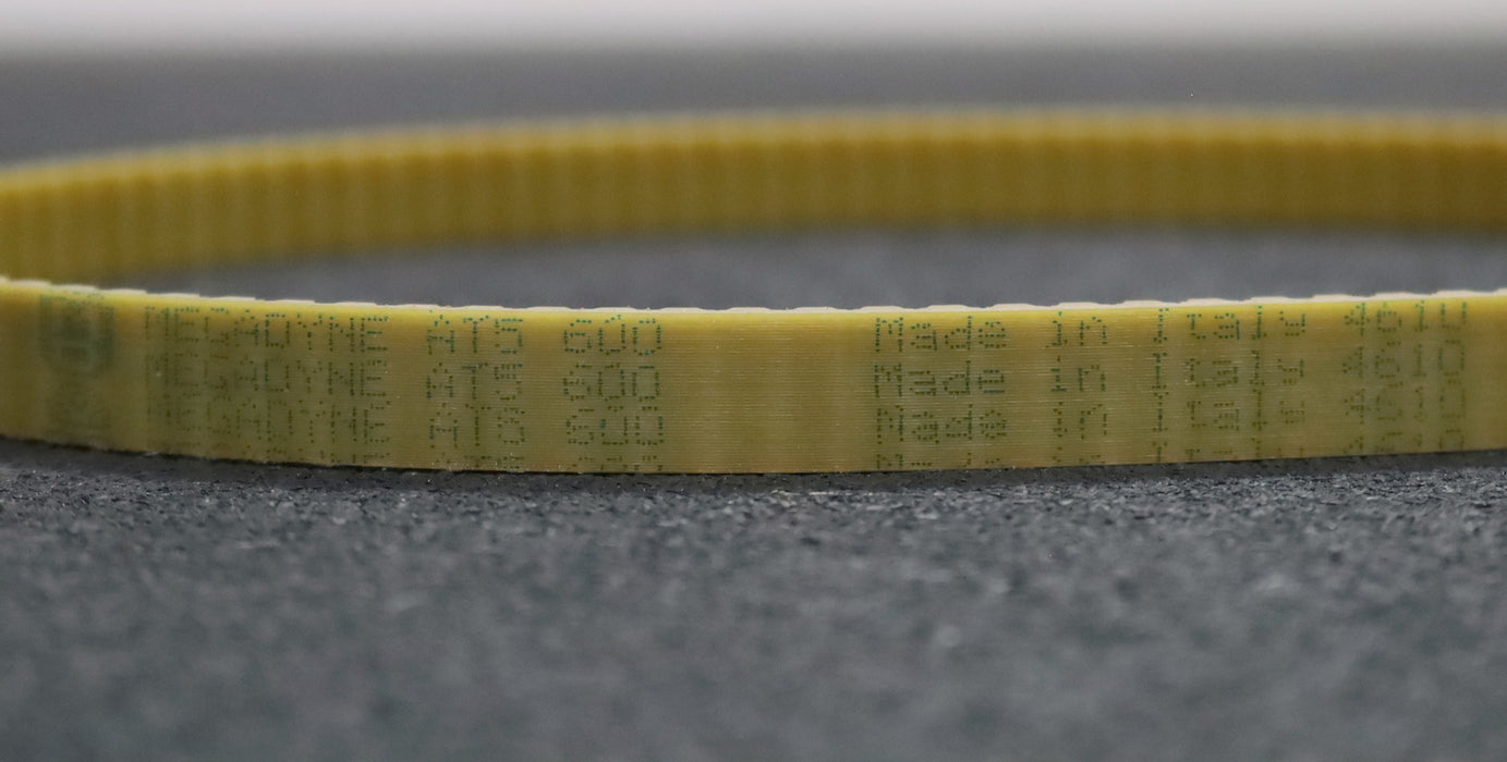 Bild des Artikels MEGADYNE-Zahnriemen-Timing-belt-AT5-Breite-10mm-Länge-600mm-unbenutzt